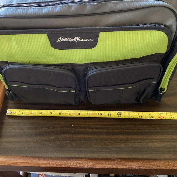 NWOT- Eddie Bauer Diaper Bag Lime Green. & Gray, multiple Pockets, Changing Pad - Picture 13 of 16